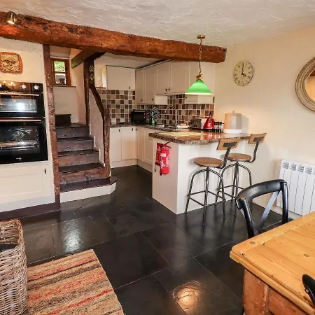 Longmire Yeat Holiday home