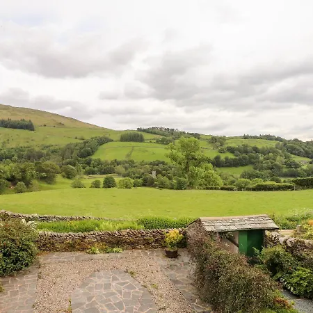 Longmire Yeat * Ambleside